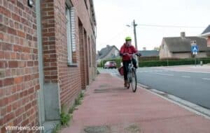 تشييد مسار جديد للدراجات بجانب المنازل في بلجيكا